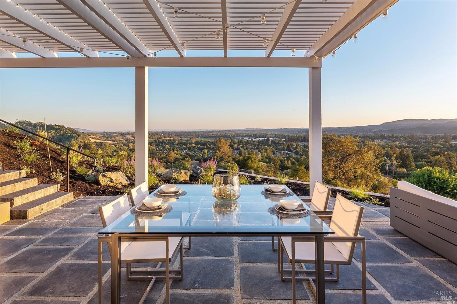 Detail Gallery Image 66 of 90 For 775 Benjamin Way, Healdsburg,  CA 95448 - 4 Beds | 3/2 Baths