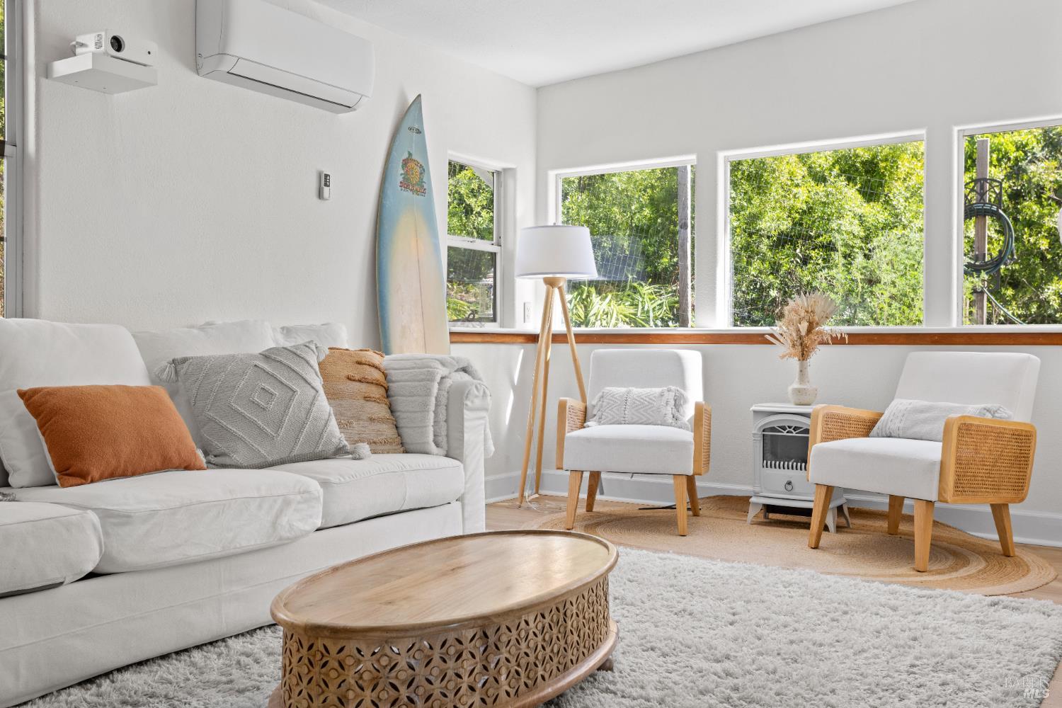 Detail Gallery Image 6 of 65 For 9500 El Camino Aly, Jenner,  CA 95450 - 2 Beds | 2 Baths