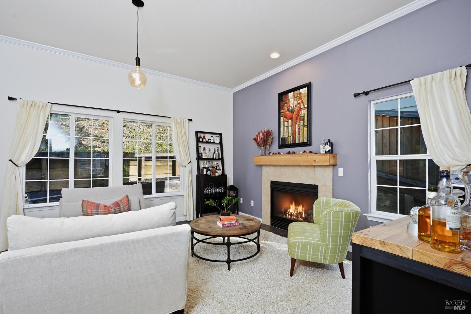 Detail Gallery Image 10 of 47 For 104 Village Oaks Ct, Healdsburg,  CA 95448 - 4 Beds | 2/1 Baths