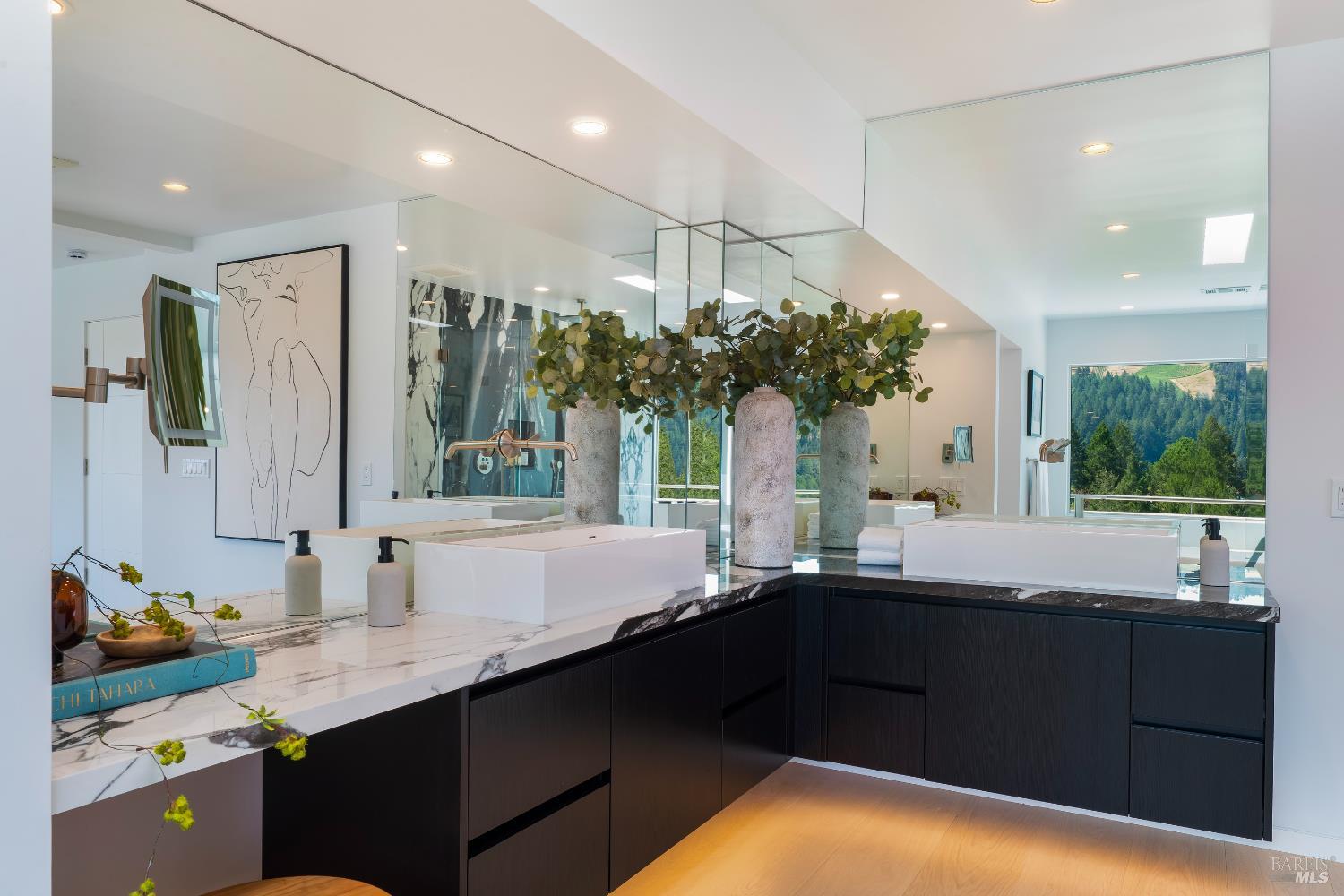 Detail Gallery Image 24 of 48 For 375 Kortum Canyon Rd, Calistoga,  CA 94515 - 4 Beds | 4/2 Baths