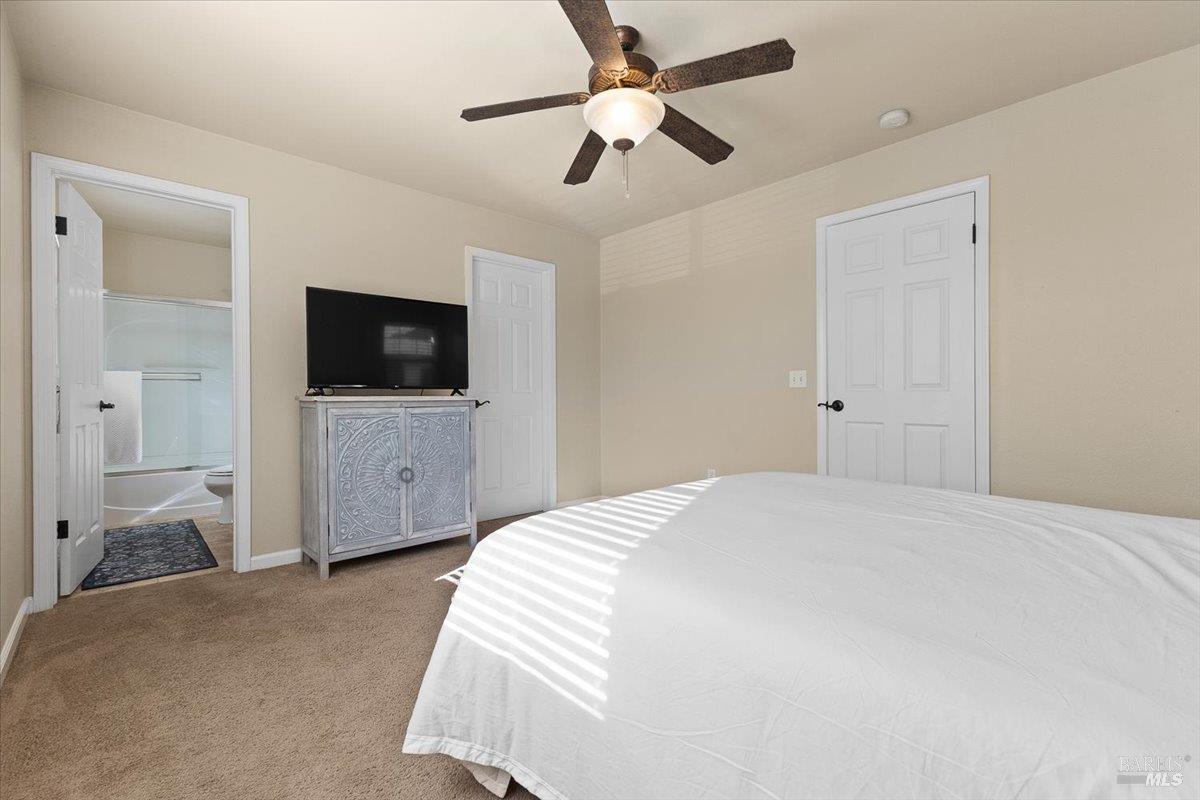 Detail Gallery Image 12 of 26 For 2310 Iroquois St, Santa Rosa,  CA 95403 - 3 Beds | 2/1 Baths