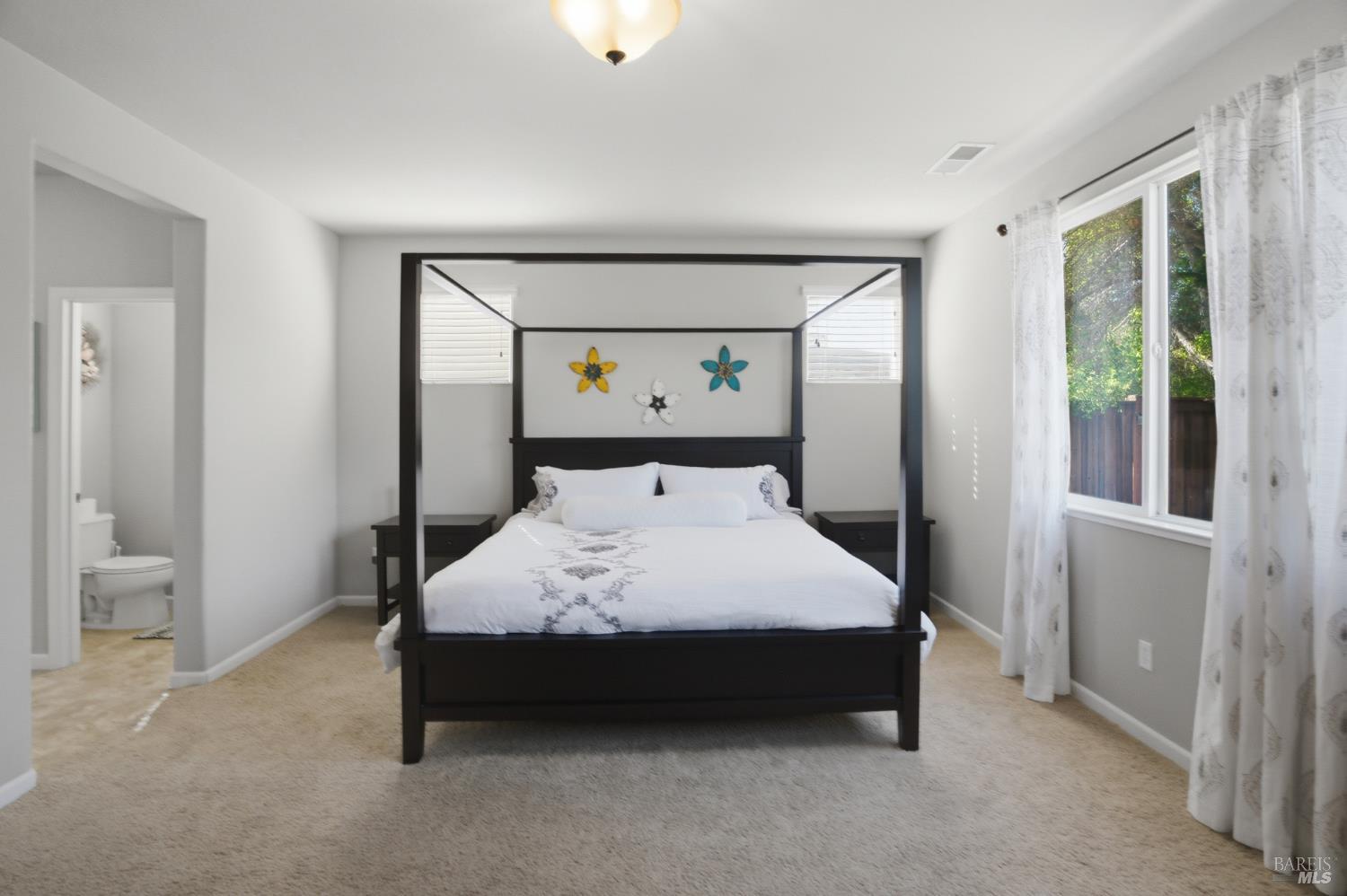 Detail Gallery Image 22 of 50 For 836 Antiquity Dr, Fairfield,  CA 94534 - 4 Beds | 3/1 Baths