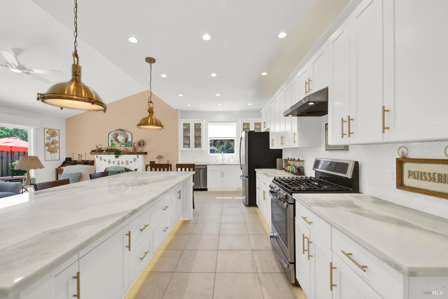 Detail Gallery Image 29 of 91 For 3225 W Pelham Ct, Fairfield,  CA 94534 - 3 Beds | 2 Baths