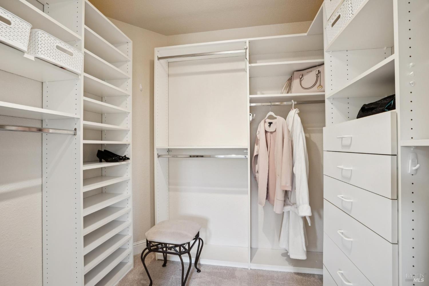 Detail Gallery Image 27 of 77 For 172 Pacheco Ave, Novato,  CA 94947 - 6 Beds | 6/1 Baths