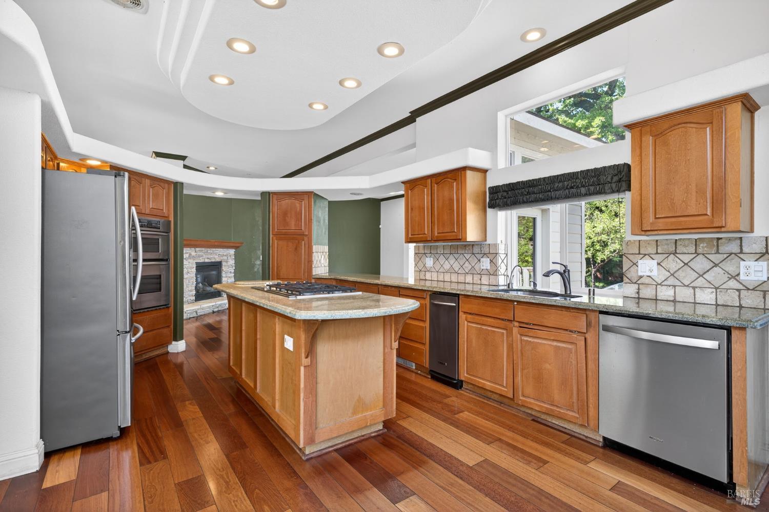 Detail Gallery Image 16 of 40 For 473 Verano Ave, Sonoma,  CA 95476 - 2 Beds | 2 Baths