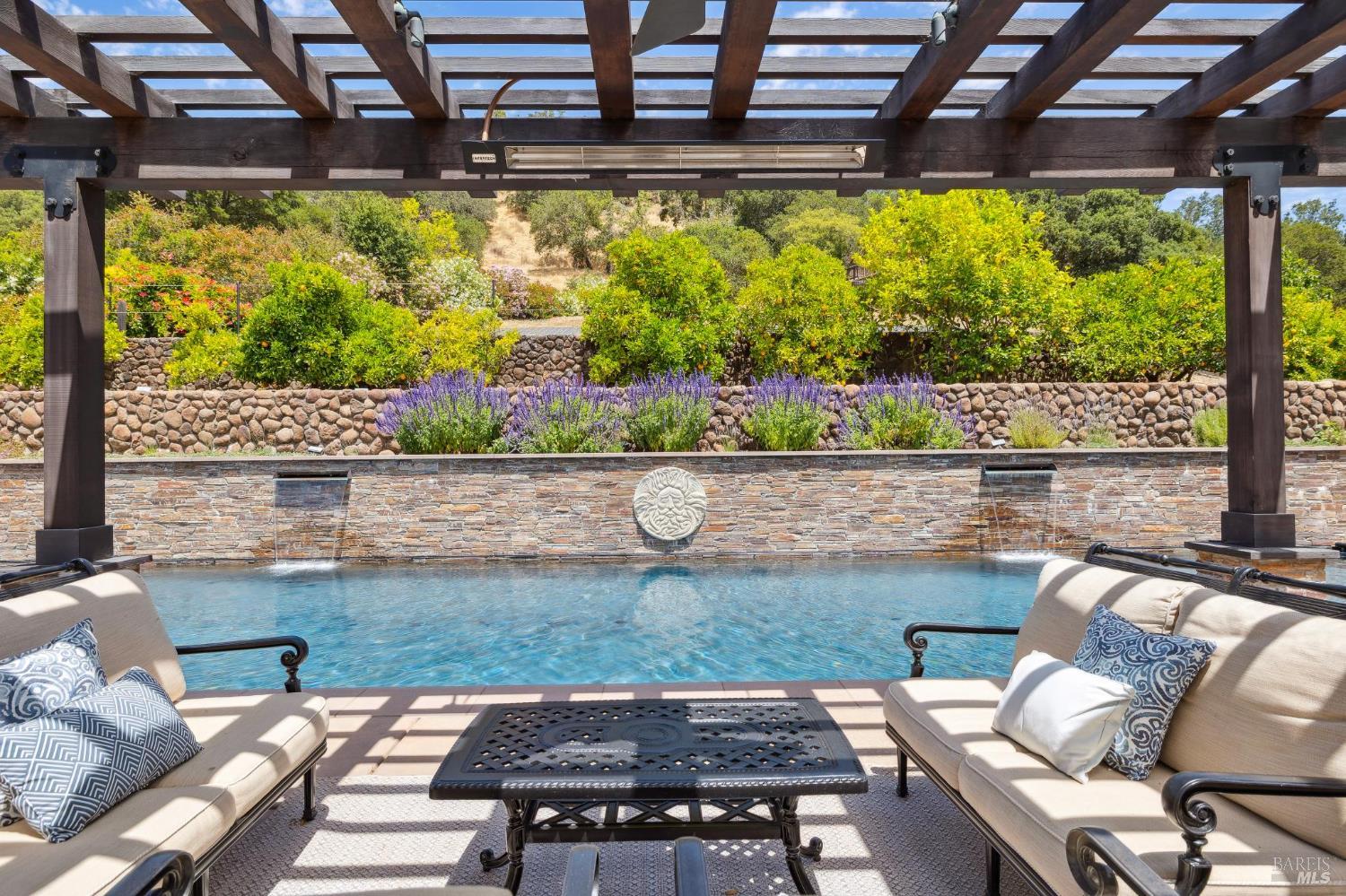 Detail Gallery Image 64 of 77 For 172 Pacheco Ave, Novato,  CA 94947 - 6 Beds | 6/1 Baths