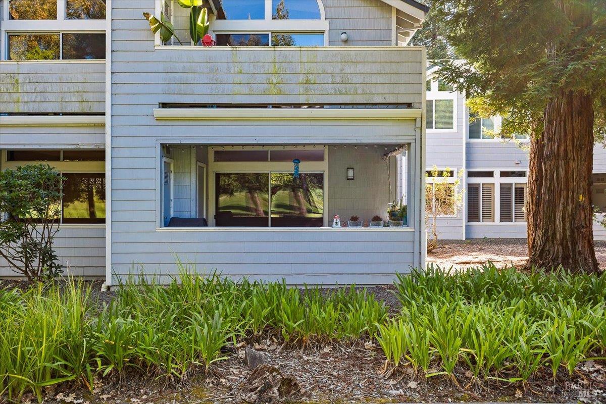 Detail Gallery Image 42 of 48 For 2070 Stonefield Ln, Santa Rosa,  CA 95403 - 2 Beds | 2/1 Baths