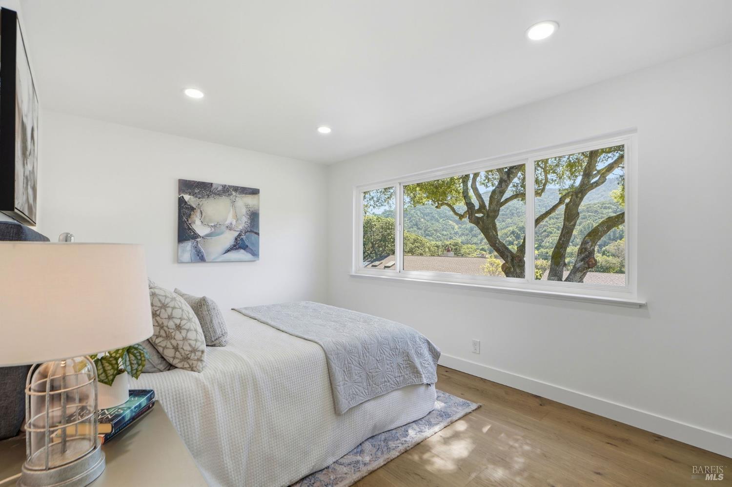 Detail Gallery Image 65 of 93 For 36 Capilano Dr, Novato,  CA 94949 - 5 Beds | 4/1 Baths