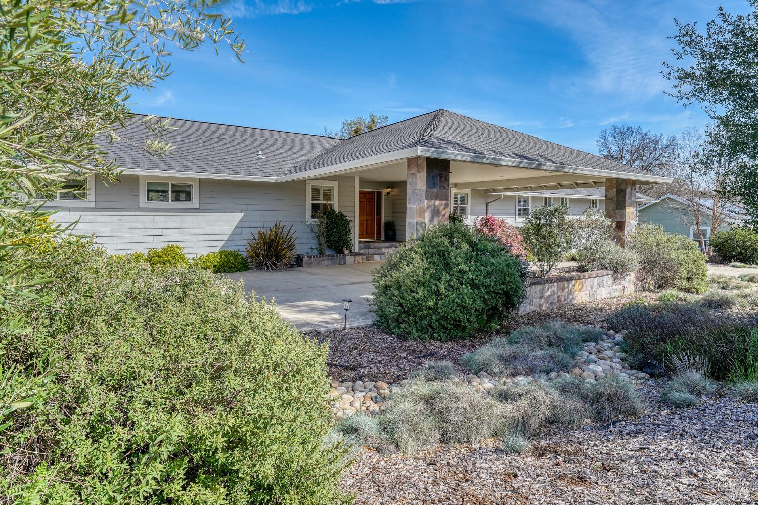 Front Image Thumbnail for BA326024407