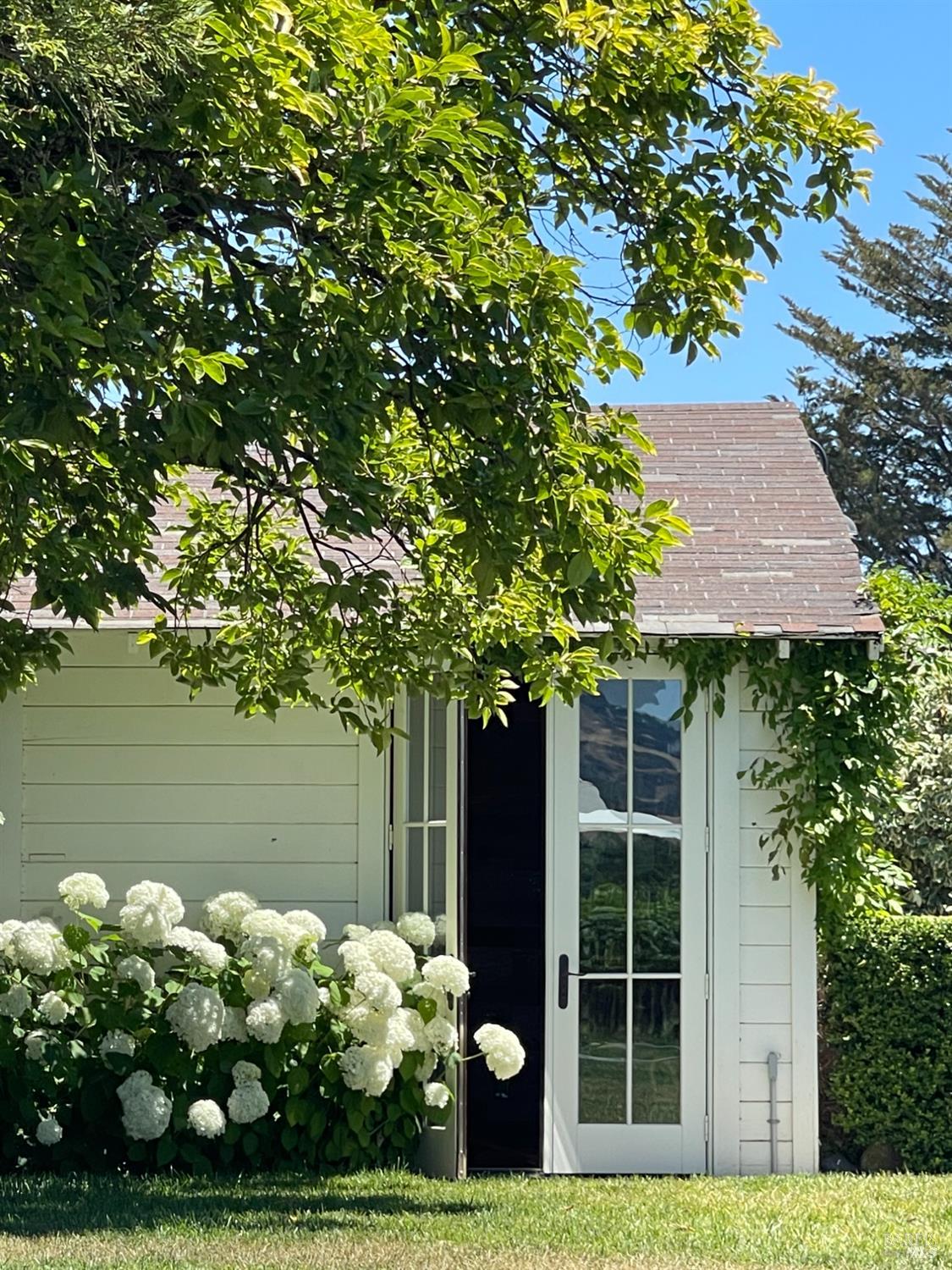 Detail Gallery Image 43 of 54 For 6476 Red Winery Rd, Geyserville,  CA 95441 - 3 Beds | 3 Baths