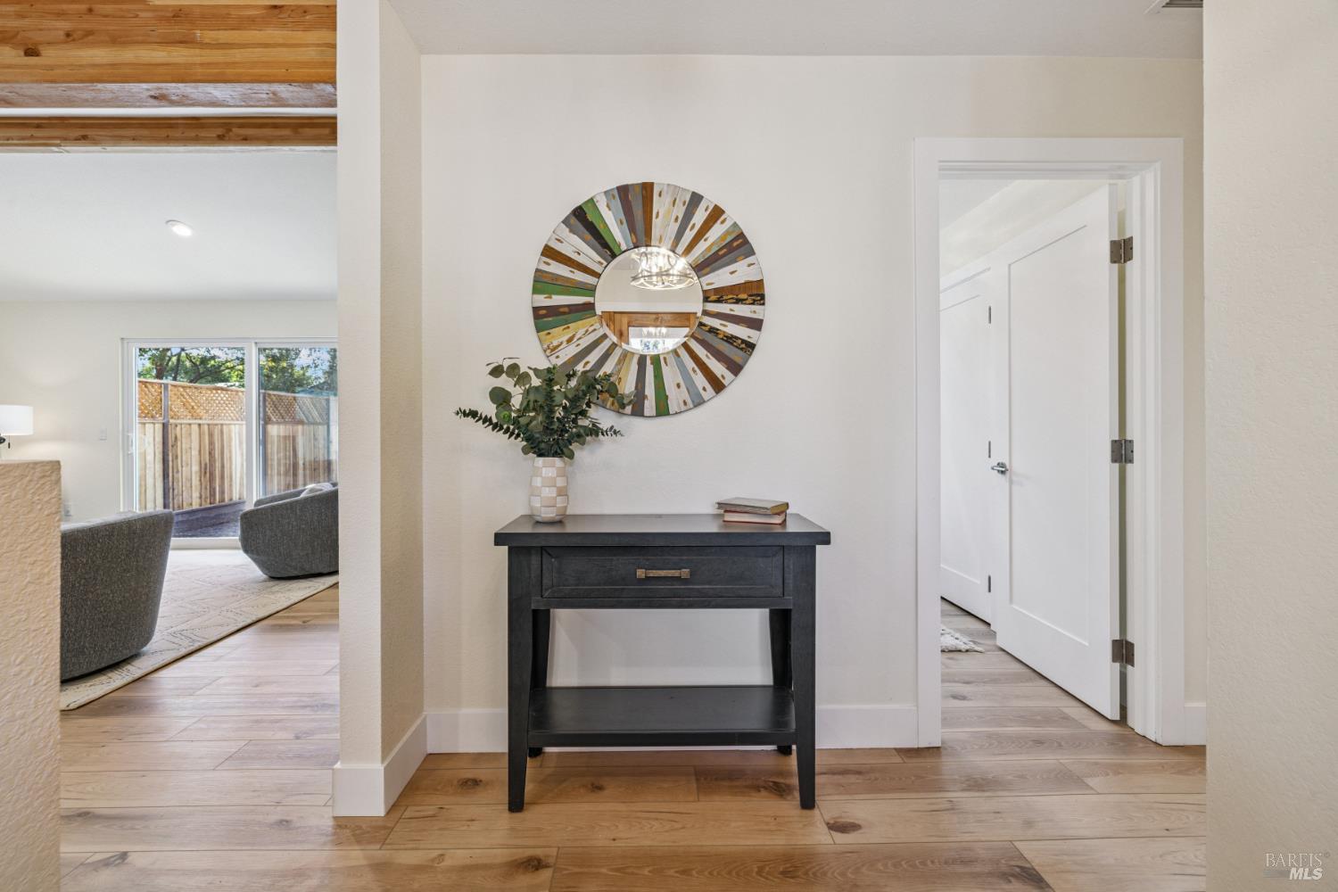 Detail Gallery Image 5 of 60 For 8023 Washington Ave, Sebastopol,  CA 95472 - 4 Beds | 2 Baths