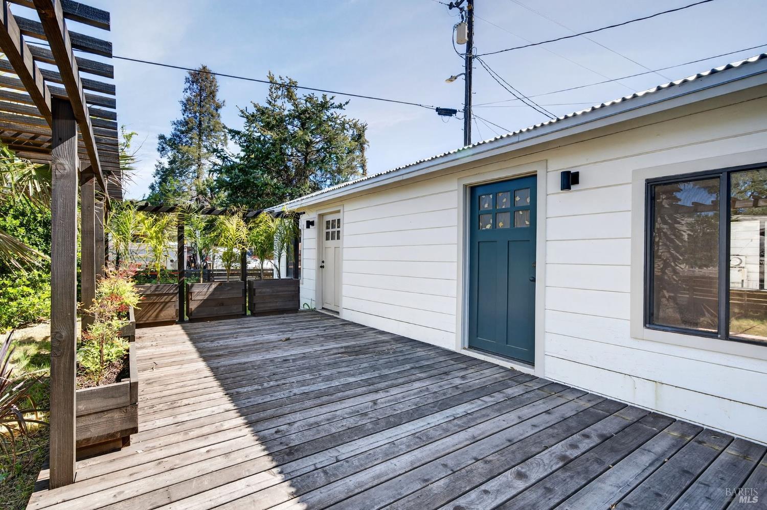 Detail Gallery Image 3 of 35 For 8680 128 Hwy, Philo,  CA 95466 - 1 Beds | 1 Baths