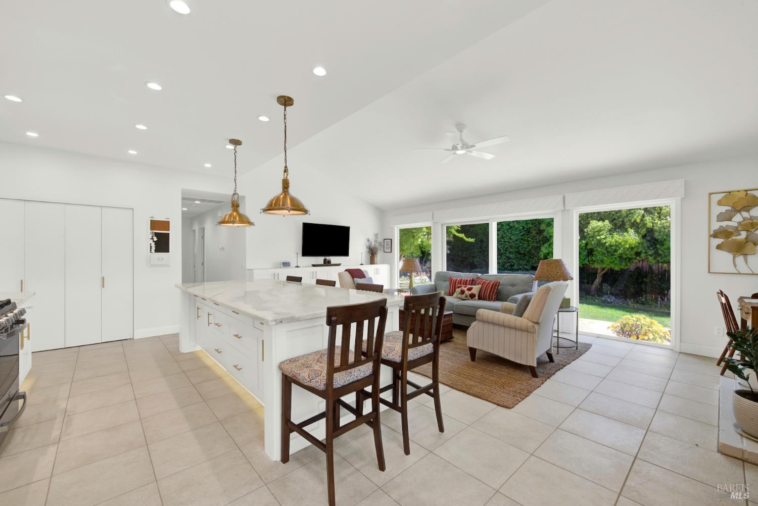 Detail Gallery Image 38 of 91 For 3225 W Pelham Ct, Fairfield,  CA 94534 - 3 Beds | 2 Baths