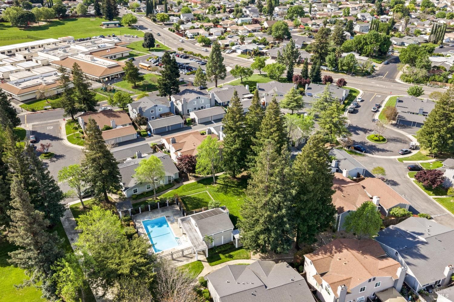 Detail Gallery Image 45 of 51 For 131 Cambridge Dr, Vacaville,  CA 95687 - 3 Beds | 2/1 Baths