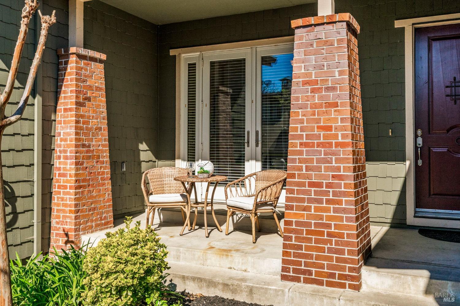 Detail Gallery Image 5 of 53 For 3924 Jefferson St, Napa,  CA 94558 - 3 Beds | 2 Baths