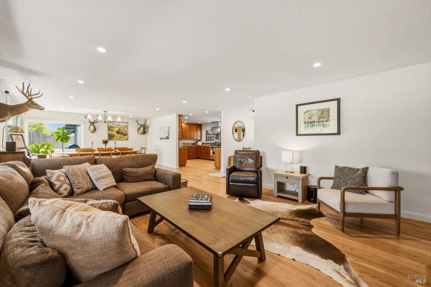 Detail Gallery Image 10 of 80 For 1038 Lorraine Dr, Napa,  CA 94558 - 4 Beds | 2 Baths