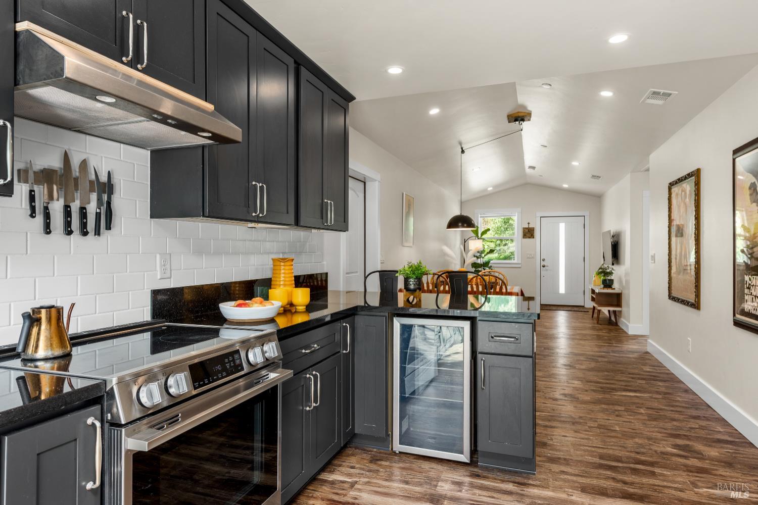 Detail Gallery Image 18 of 36 For 12127 Mead Rd, Middletown,  CA 95461 - 3 Beds | 2 Baths