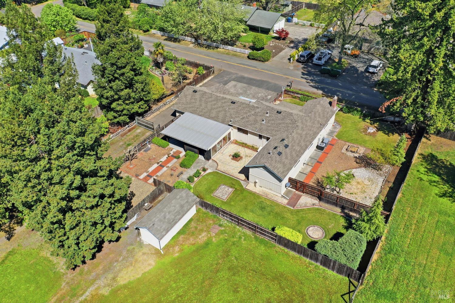 Detail Gallery Image 53 of 57 For 645 Speers Rd, Santa Rosa,  CA 95409 - 3 Beds | 2/1 Baths