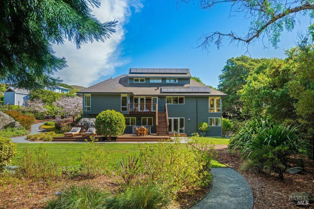 Detail Gallery Image 69 of 89 For 103 Reed Ranch Rd, Tiburon,  CA 94920 - 5 Beds | 4 Baths