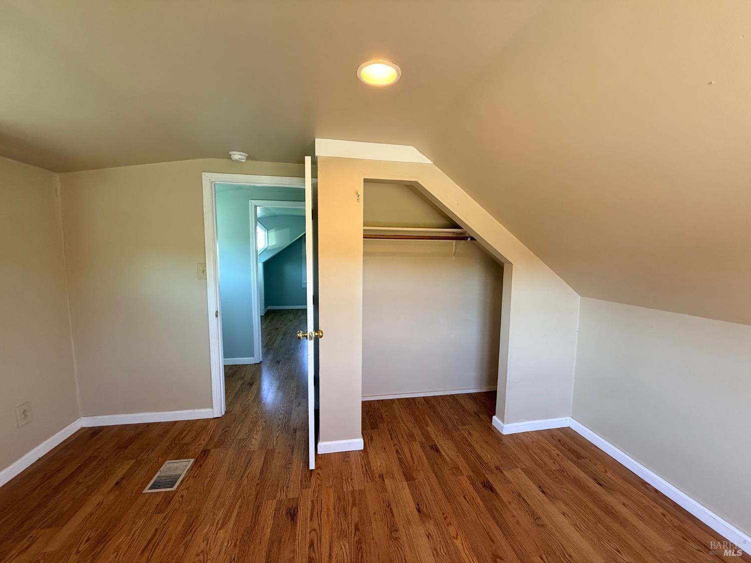 Detail Gallery Image 14 of 22 For 517 S Lincoln St, Fort Bragg,  CA 95437 - 3 Beds | 1 Baths