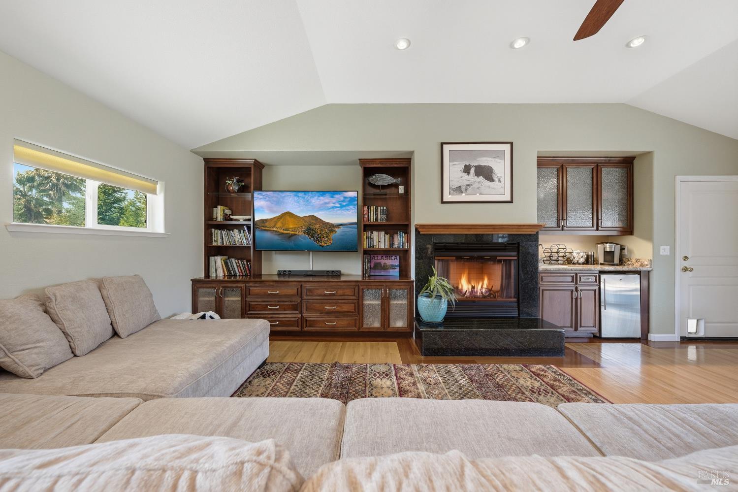 Detail Gallery Image 33 of 72 For 1050 Oak Park Way, Lakeport,  CA 95453 - 3 Beds | 2/1 Baths