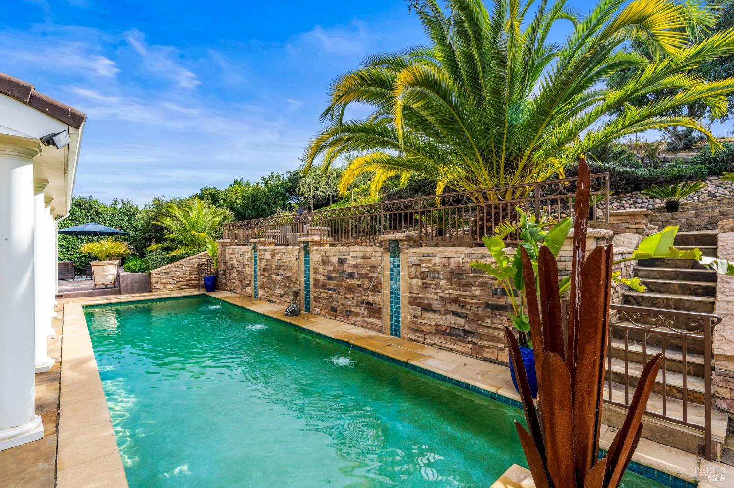 Detail Gallery Image 9 of 78 For 3207 Swiss Ct, Napa,  CA 94558 - 4 Beds | 2/1 Baths