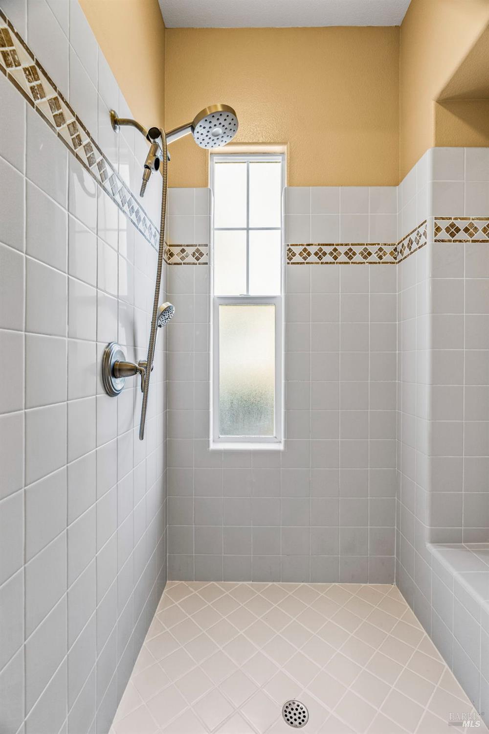 Detail Gallery Image 20 of 53 For 3924 Jefferson St, Napa,  CA 94558 - 3 Beds | 2 Baths