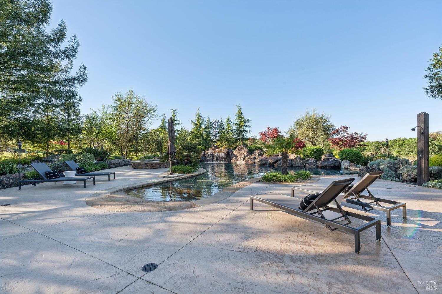 Detail Gallery Image 32 of 45 For 2575 Bennett Ridge Rd, Santa Rosa,  CA 95404 - 4 Beds | 2/1 Baths