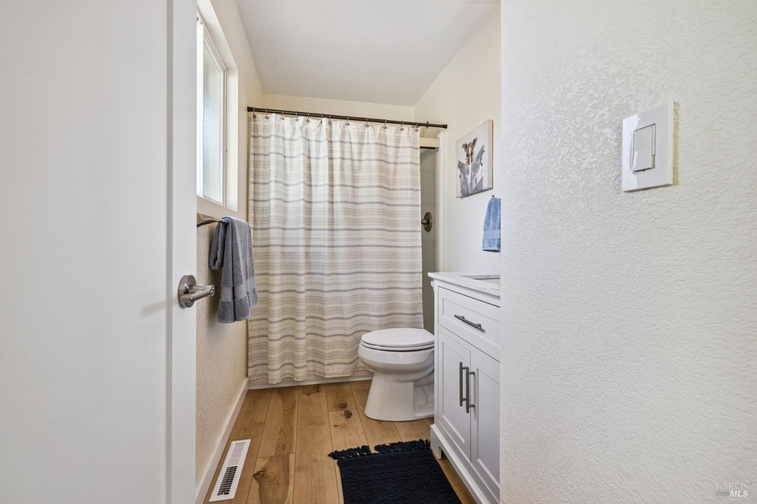 Detail Gallery Image 40 of 60 For 8023 Washington Ave, Sebastopol,  CA 95472 - 4 Beds | 2 Baths