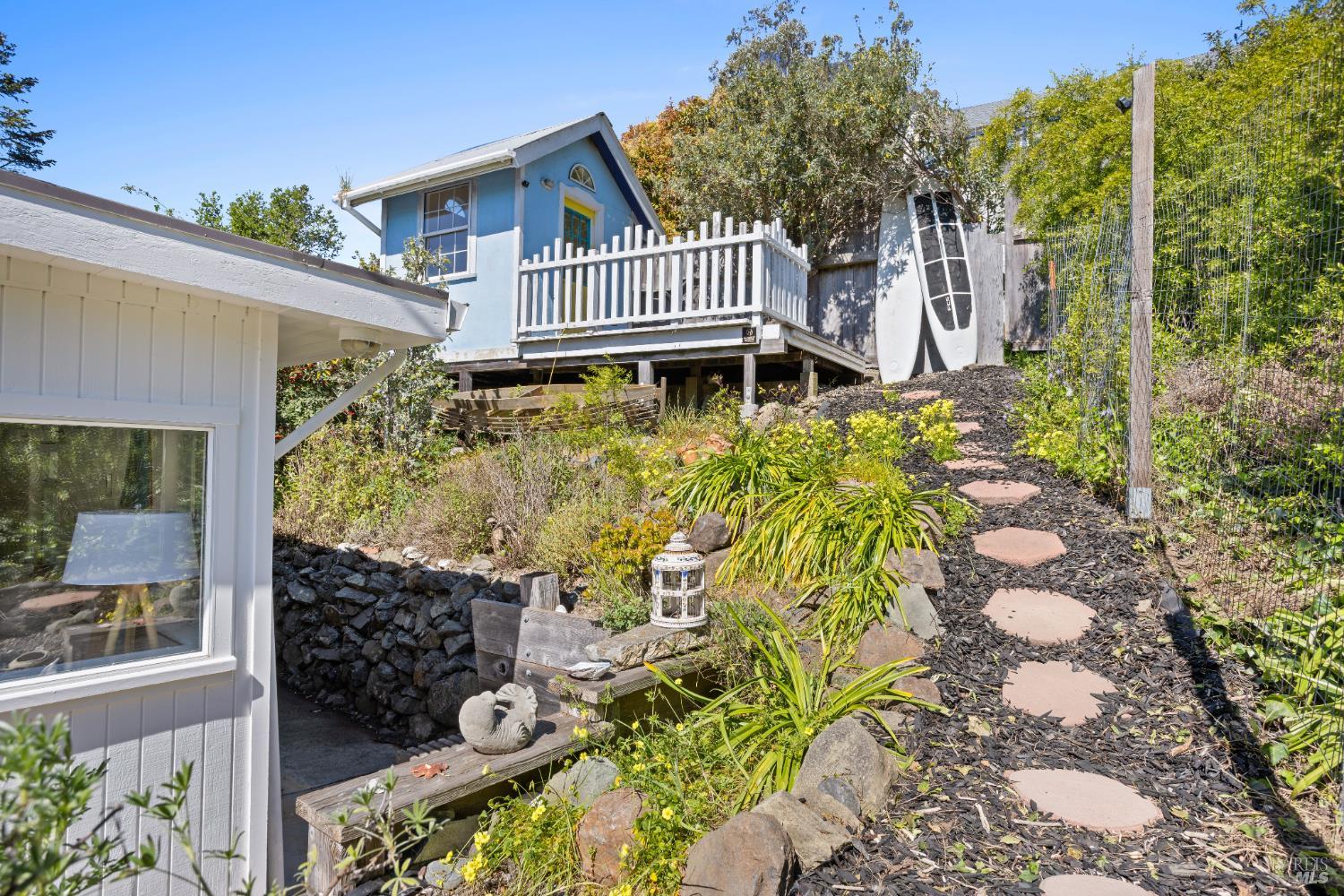 Detail Gallery Image 37 of 65 For 9500 El Camino Aly, Jenner,  CA 95450 - 2 Beds | 2 Baths