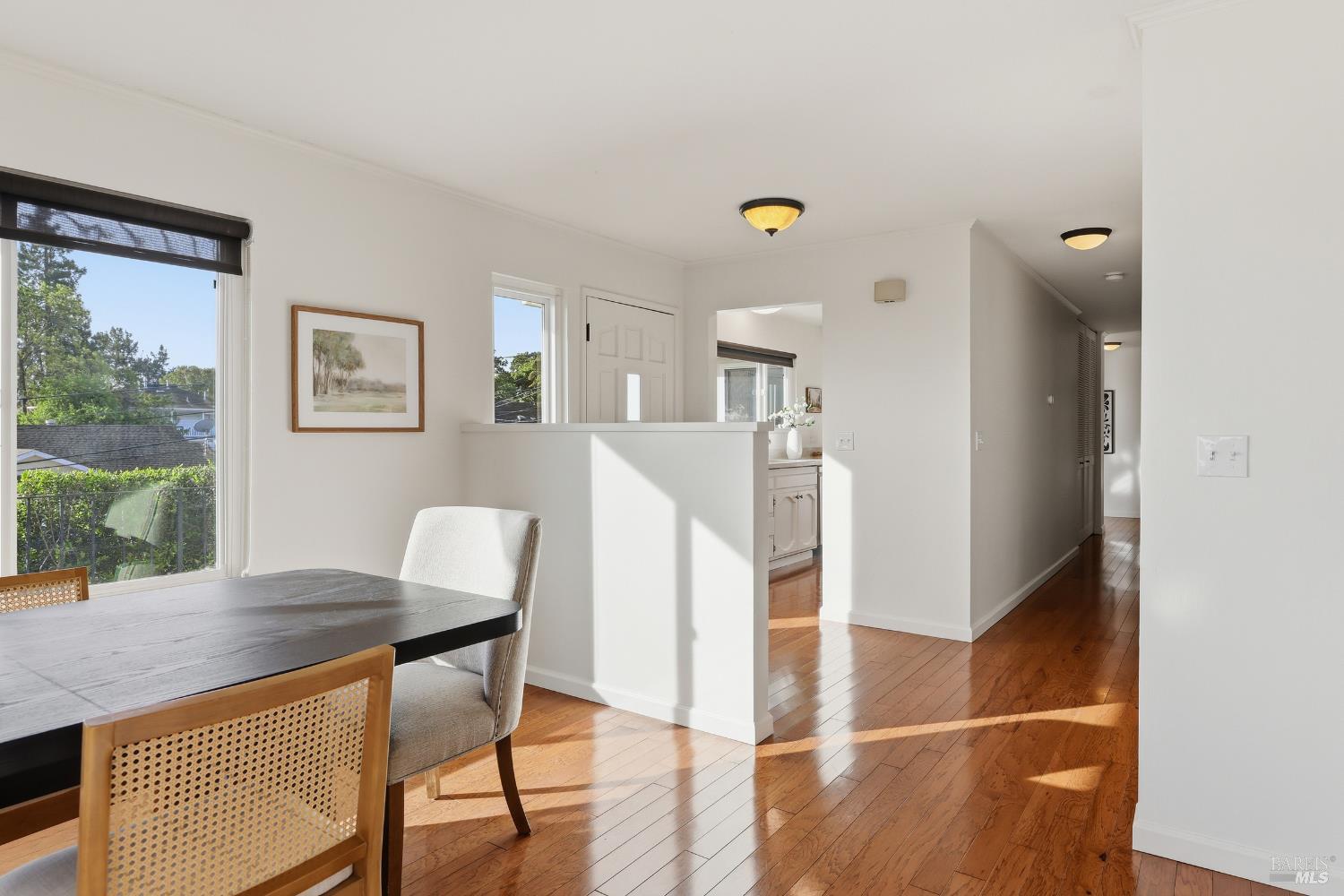 Detail Gallery Image 12 of 52 For 510 Kent St, Petaluma,  CA 94952 - 3 Beds | 2 Baths