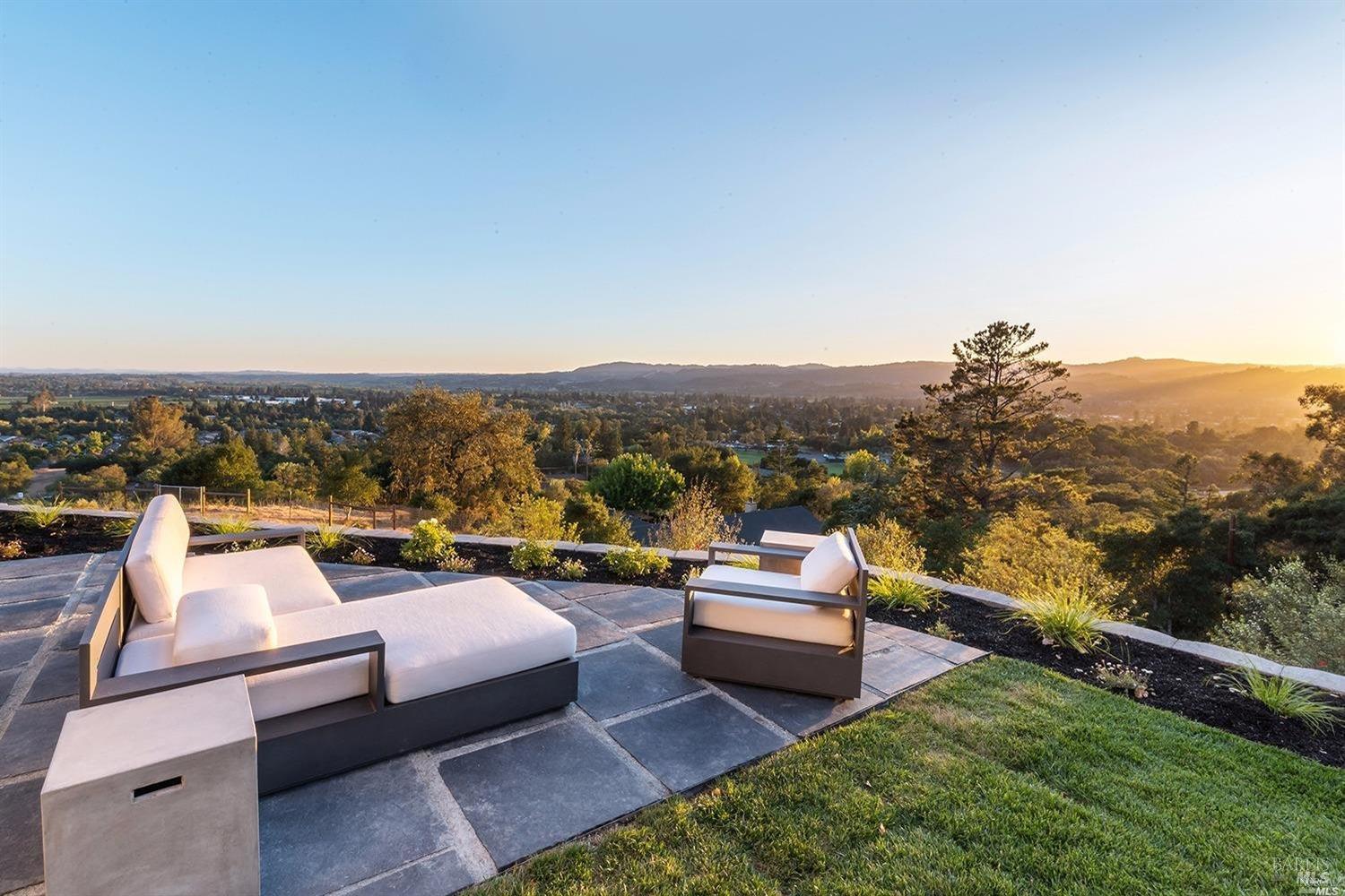 Detail Gallery Image 65 of 90 For 775 Benjamin Way, Healdsburg,  CA 95448 - 4 Beds | 3/2 Baths