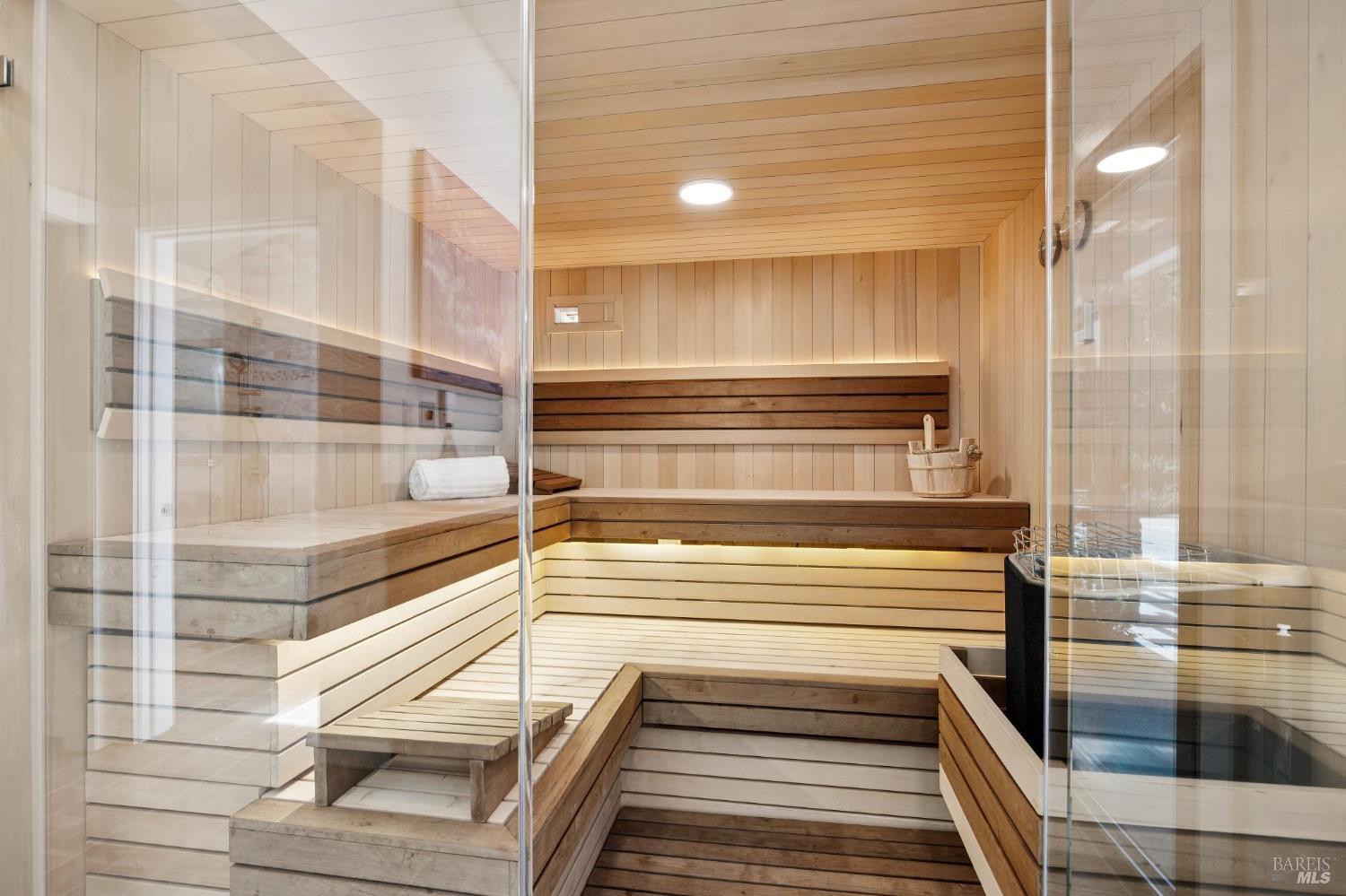 Detail Gallery Image 56 of 77 For 172 Pacheco Ave, Novato,  CA 94947 - 6 Beds | 6/1 Baths