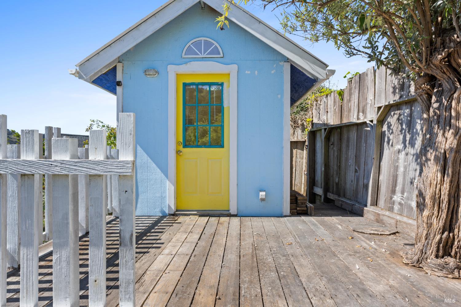 Detail Gallery Image 38 of 65 For 9500 El Camino Aly, Jenner,  CA 95450 - 2 Beds | 2 Baths