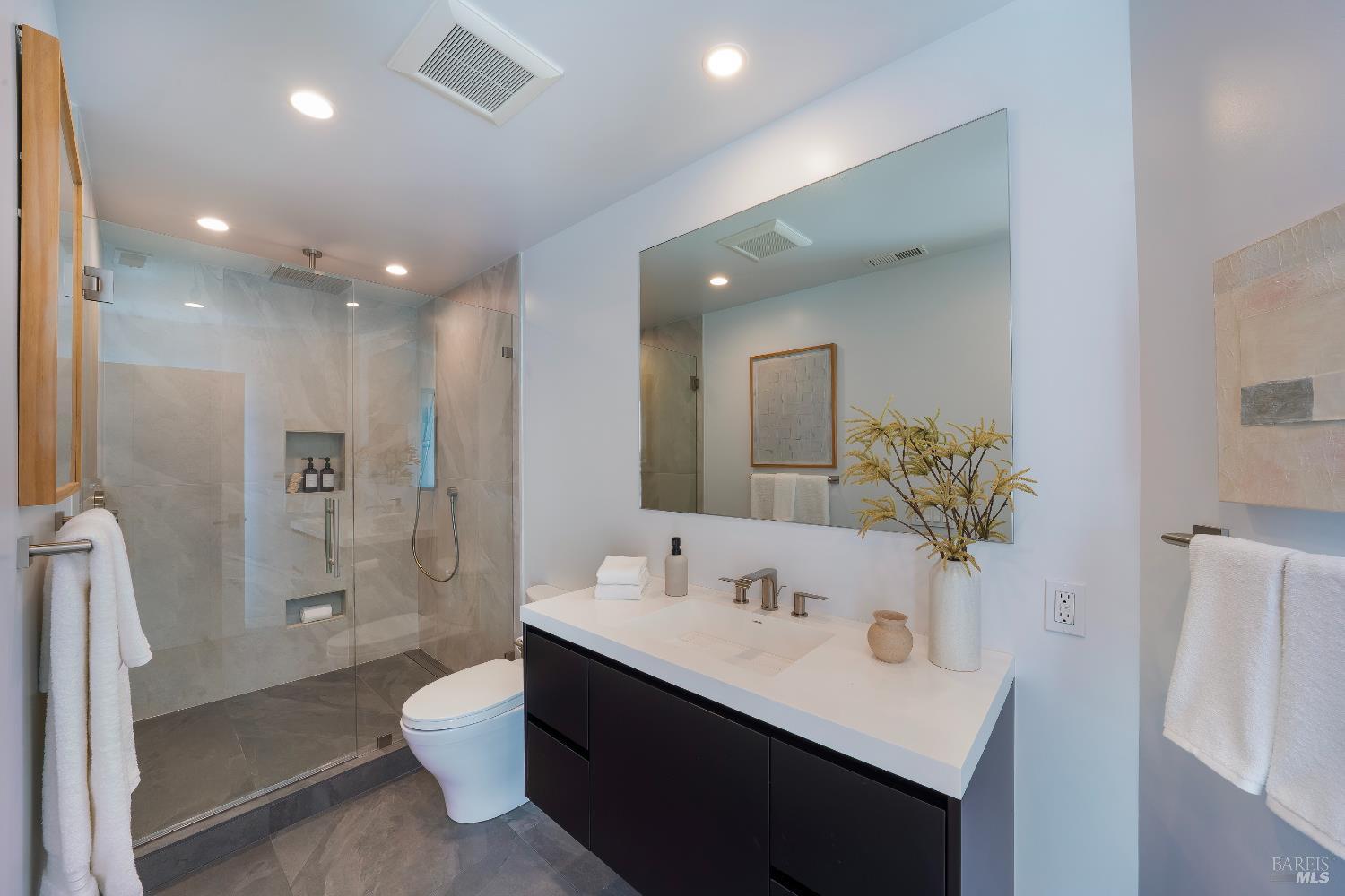 Detail Gallery Image 40 of 48 For 375 Kortum Canyon Rd, Calistoga,  CA 94515 - 4 Beds | 4/2 Baths