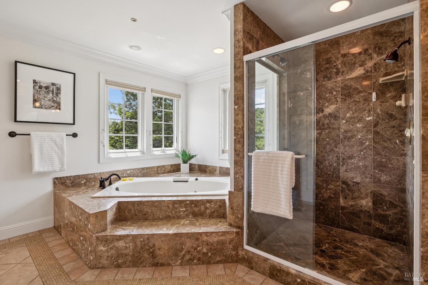 Detail Gallery Image 25 of 77 For 172 Pacheco Ave, Novato,  CA 94947 - 6 Beds | 6/1 Baths