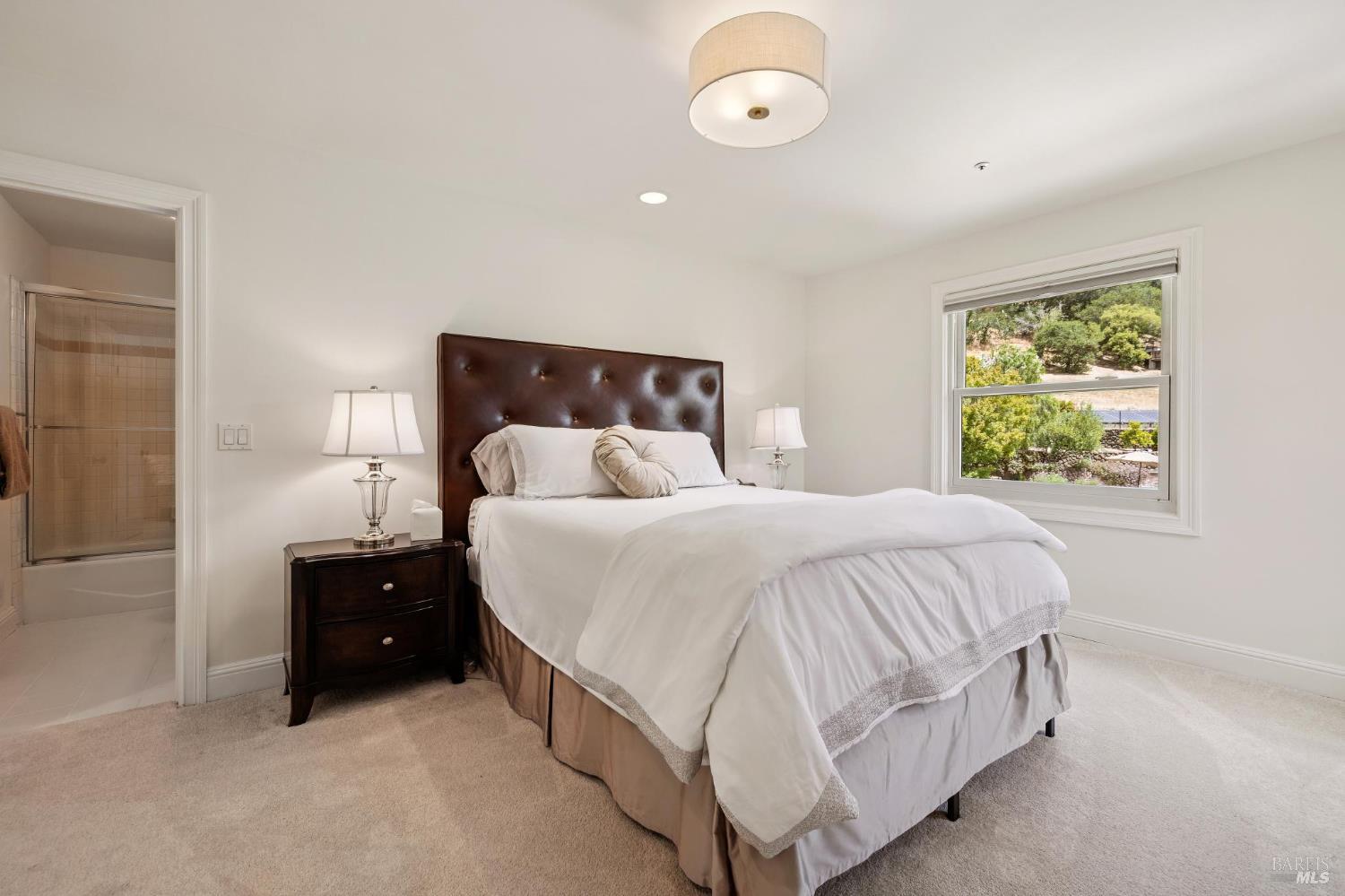 Detail Gallery Image 36 of 77 For 172 Pacheco Ave, Novato,  CA 94947 - 6 Beds | 6/1 Baths