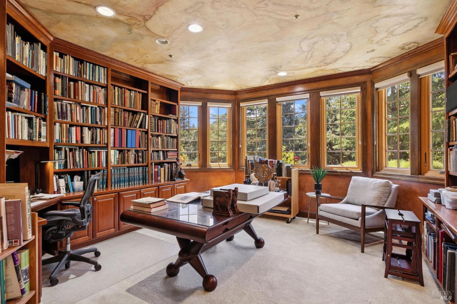 Detail Gallery Image 21 of 77 For 172 Pacheco Ave, Novato,  CA 94947 - 6 Beds | 6/1 Baths