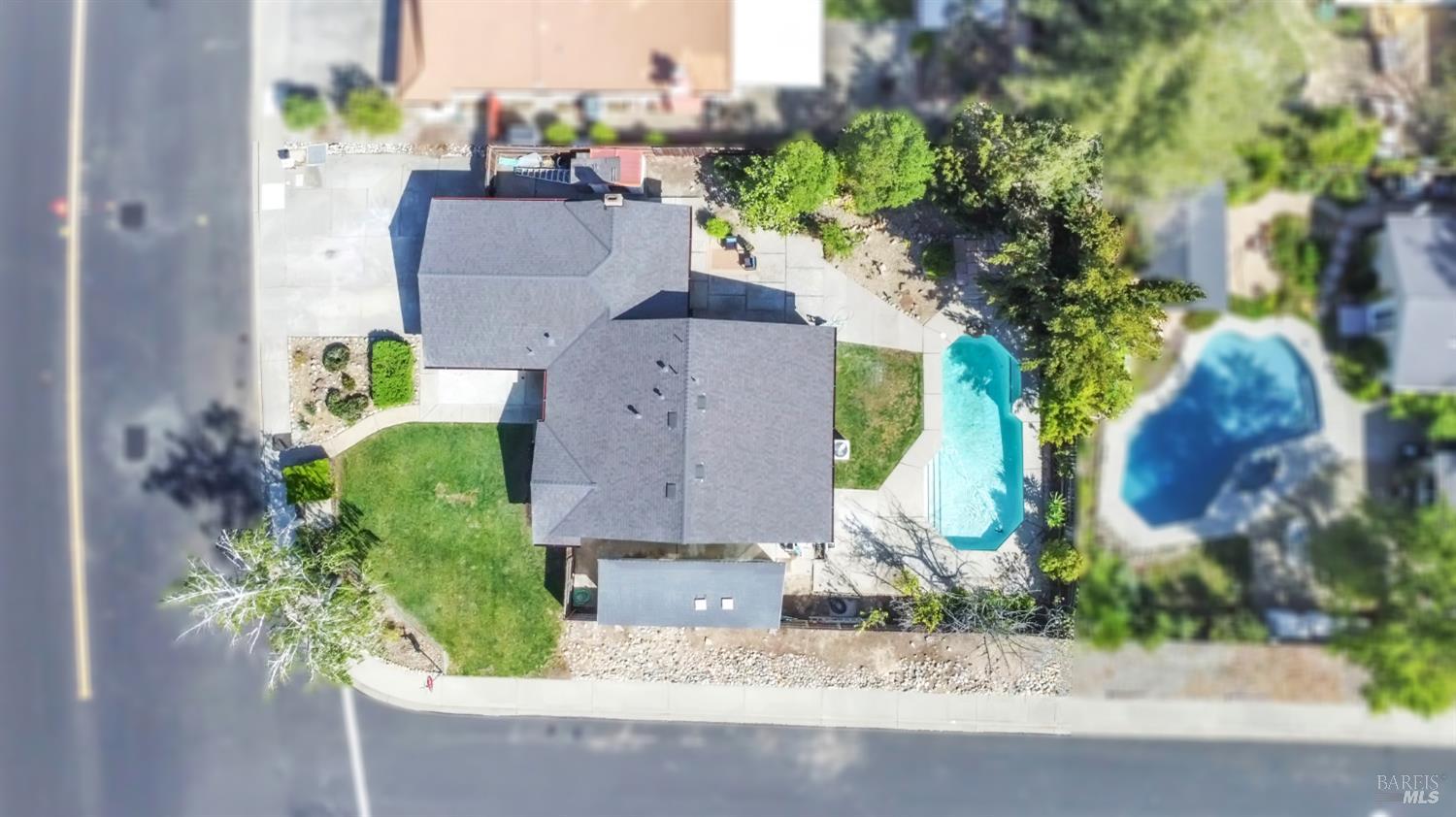 Detail Gallery Image 35 of 39 For 317 N Alamo Dr, Vacaville,  CA 95688 - 3 Beds | 2 Baths