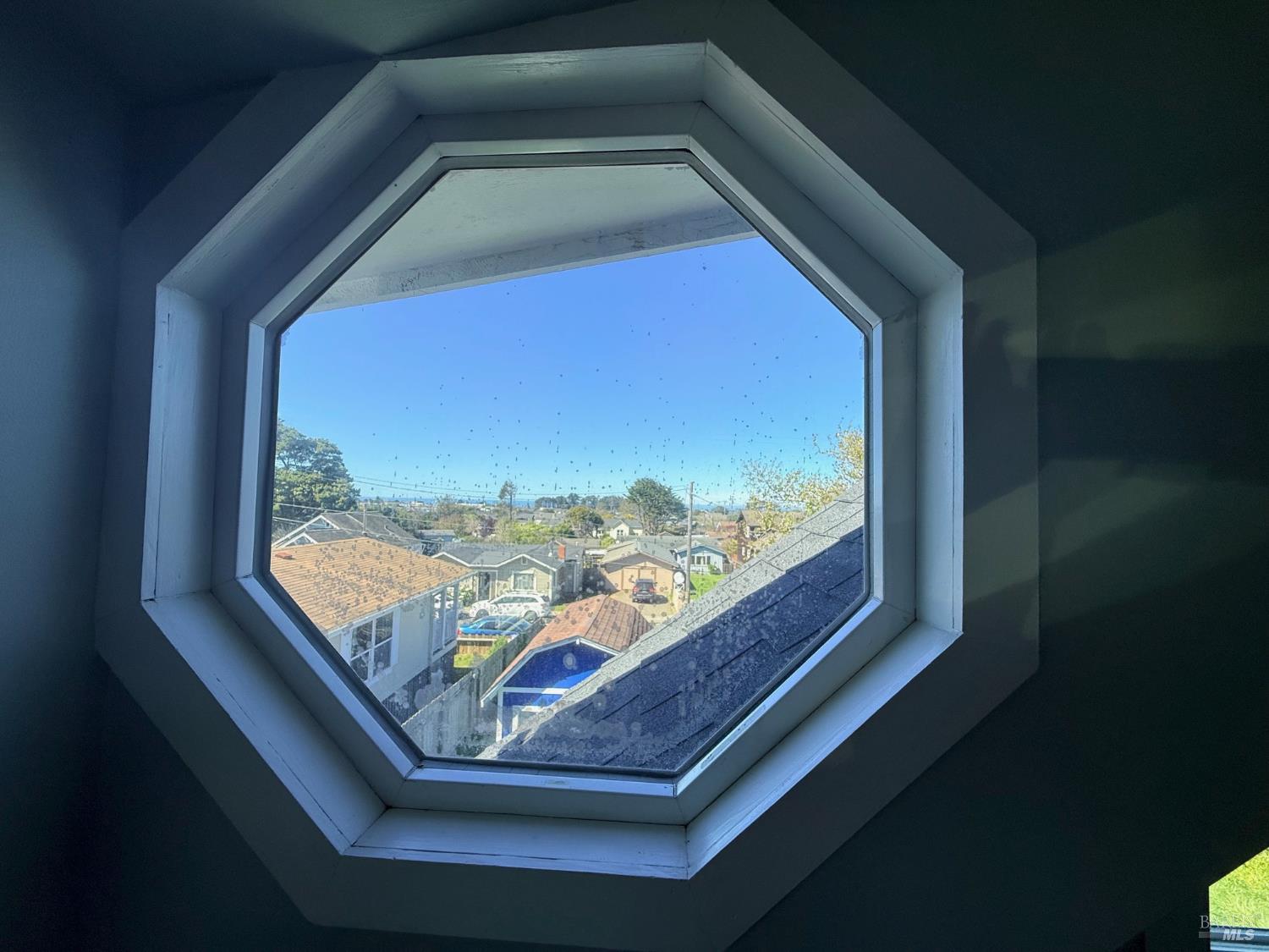 Detail Gallery Image 12 of 22 For 517 S Lincoln St, Fort Bragg,  CA 95437 - 3 Beds | 1 Baths