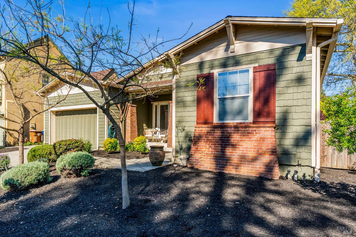 Detail Gallery Image 3 of 53 For 3924 Jefferson St, Napa,  CA 94558 - 3 Beds | 2 Baths