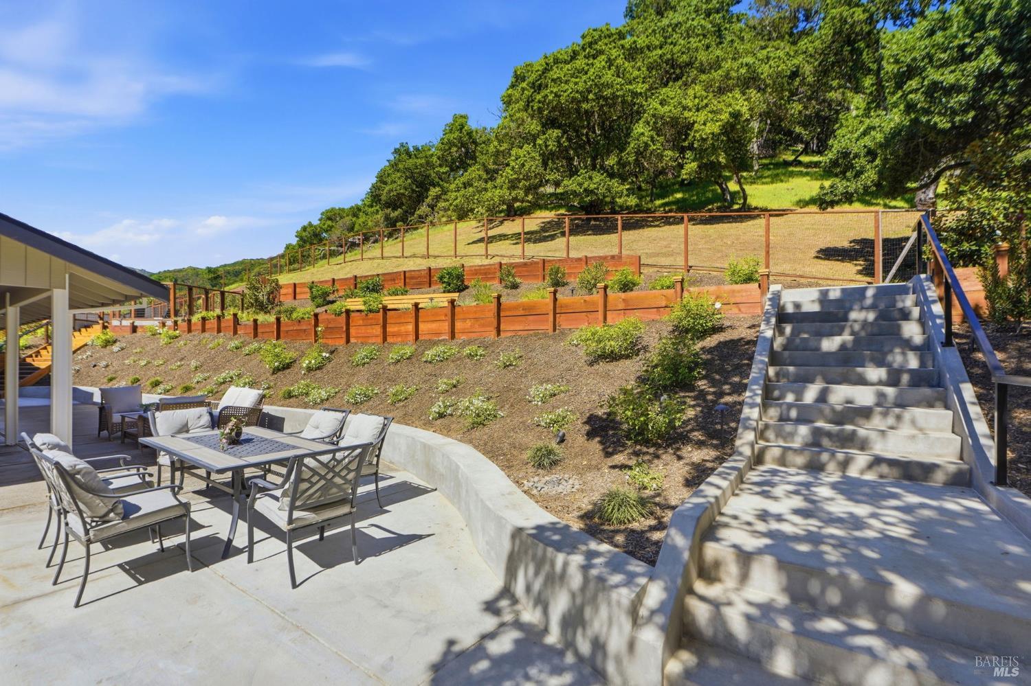 Detail Gallery Image 73 of 93 For 36 Capilano Dr, Novato,  CA 94949 - 5 Beds | 4/1 Baths