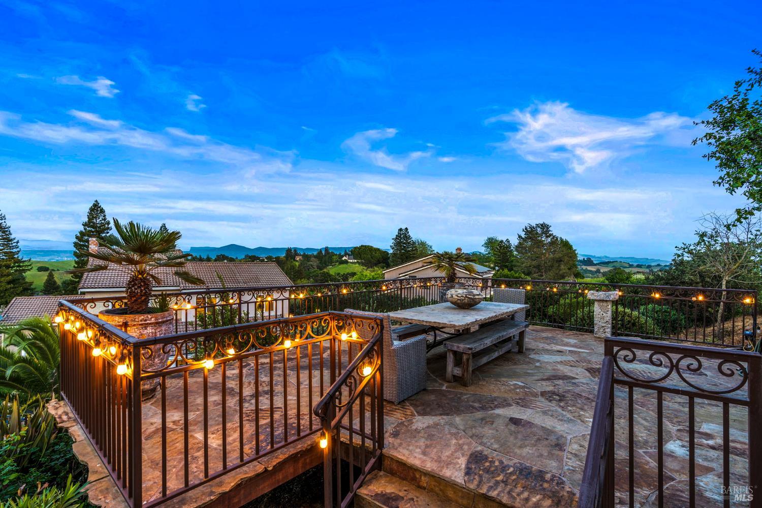 Detail Gallery Image 65 of 78 For 3207 Swiss Ct, Napa,  CA 94558 - 4 Beds | 2/1 Baths