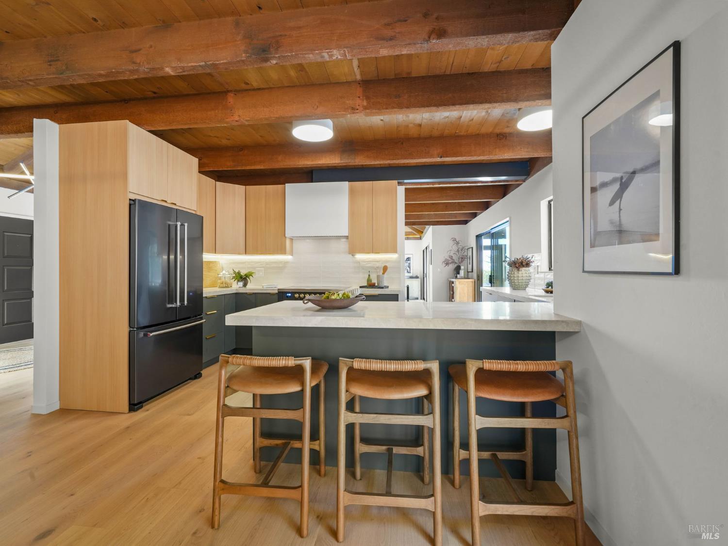 Detail Gallery Image 26 of 60 For 17 Overhill Rd, Mill Valley,  CA 94941 - 5 Beds | 2 Baths