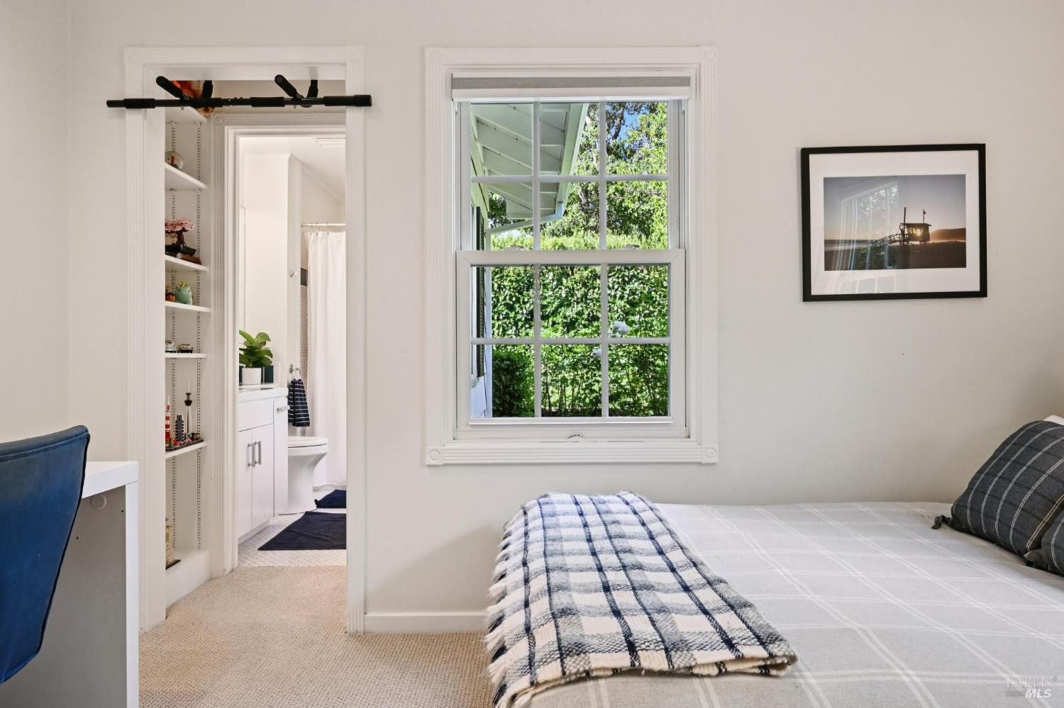 Detail Gallery Image 21 of 56 For 161 Lagunitas Rd, Ross,  CA 94957 - 4 Beds | 3 Baths