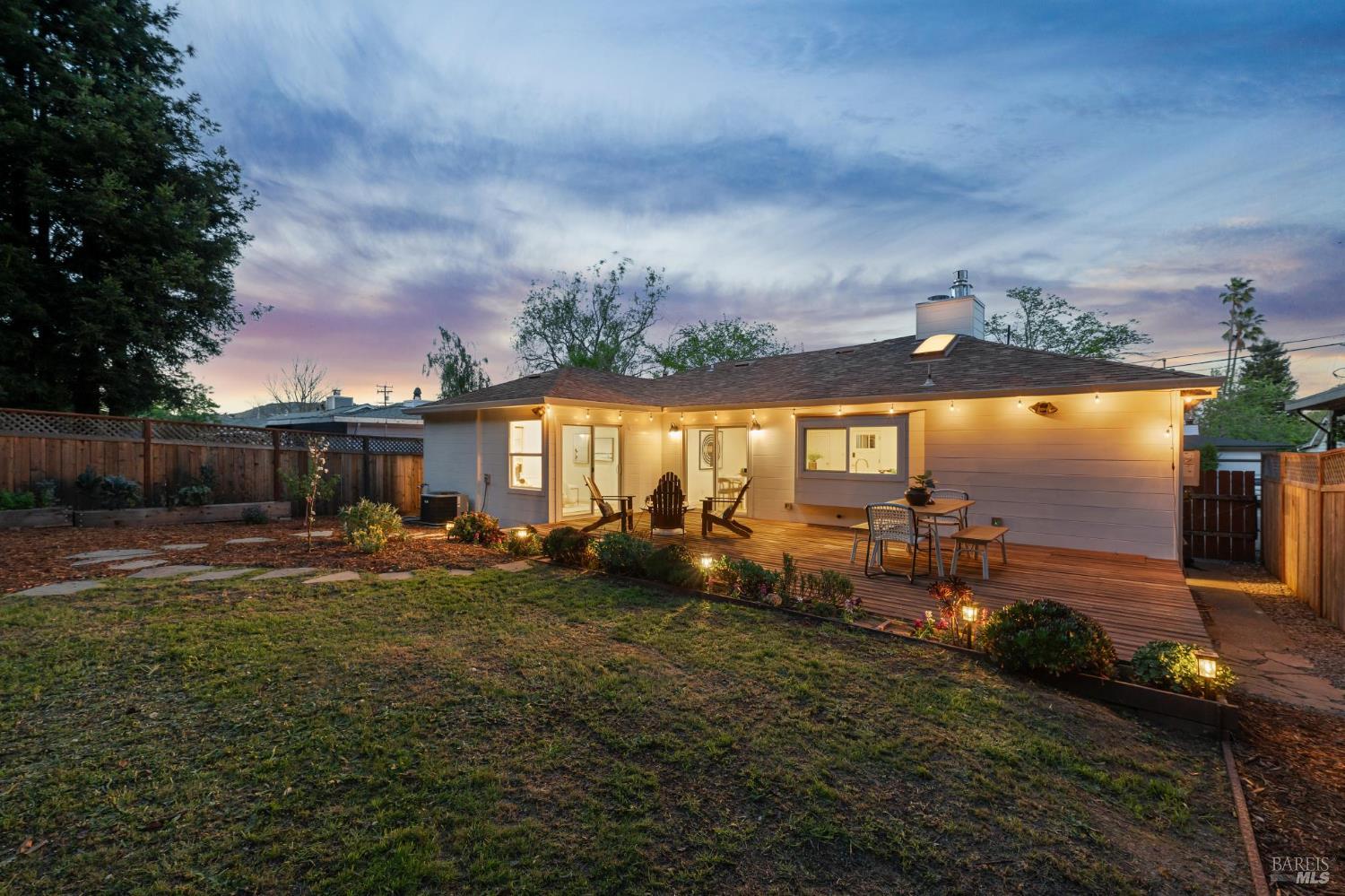 Detail Gallery Image 45 of 49 For 355 Irwin St, San Rafael,  CA 94901 - 3 Beds | 1 Baths