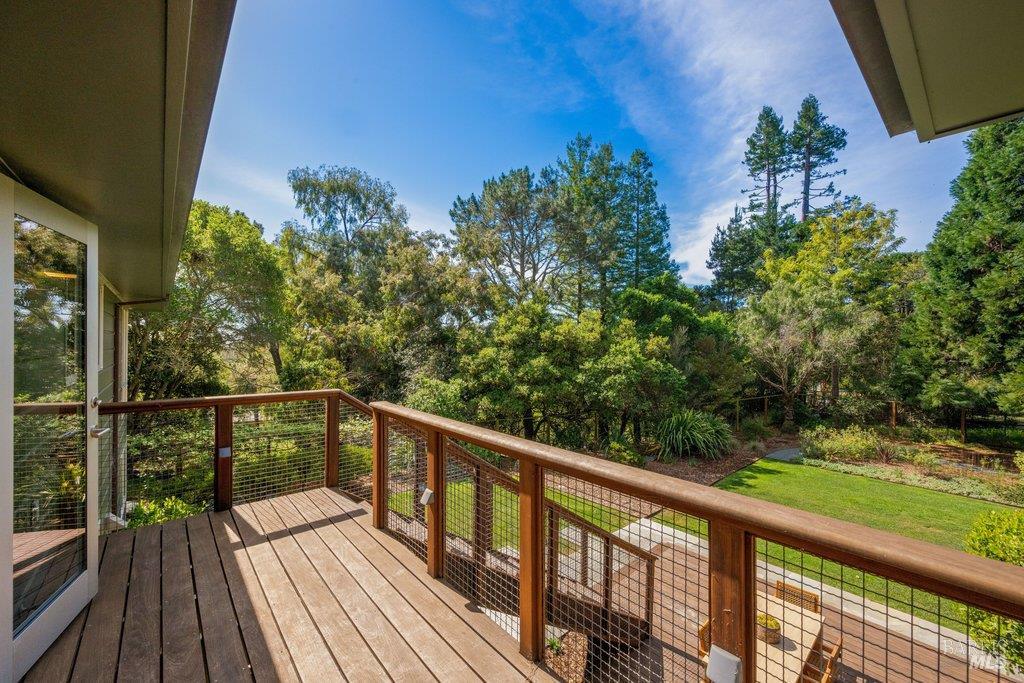 Detail Gallery Image 75 of 89 For 103 Reed Ranch Rd, Tiburon,  CA 94920 - 5 Beds | 4 Baths