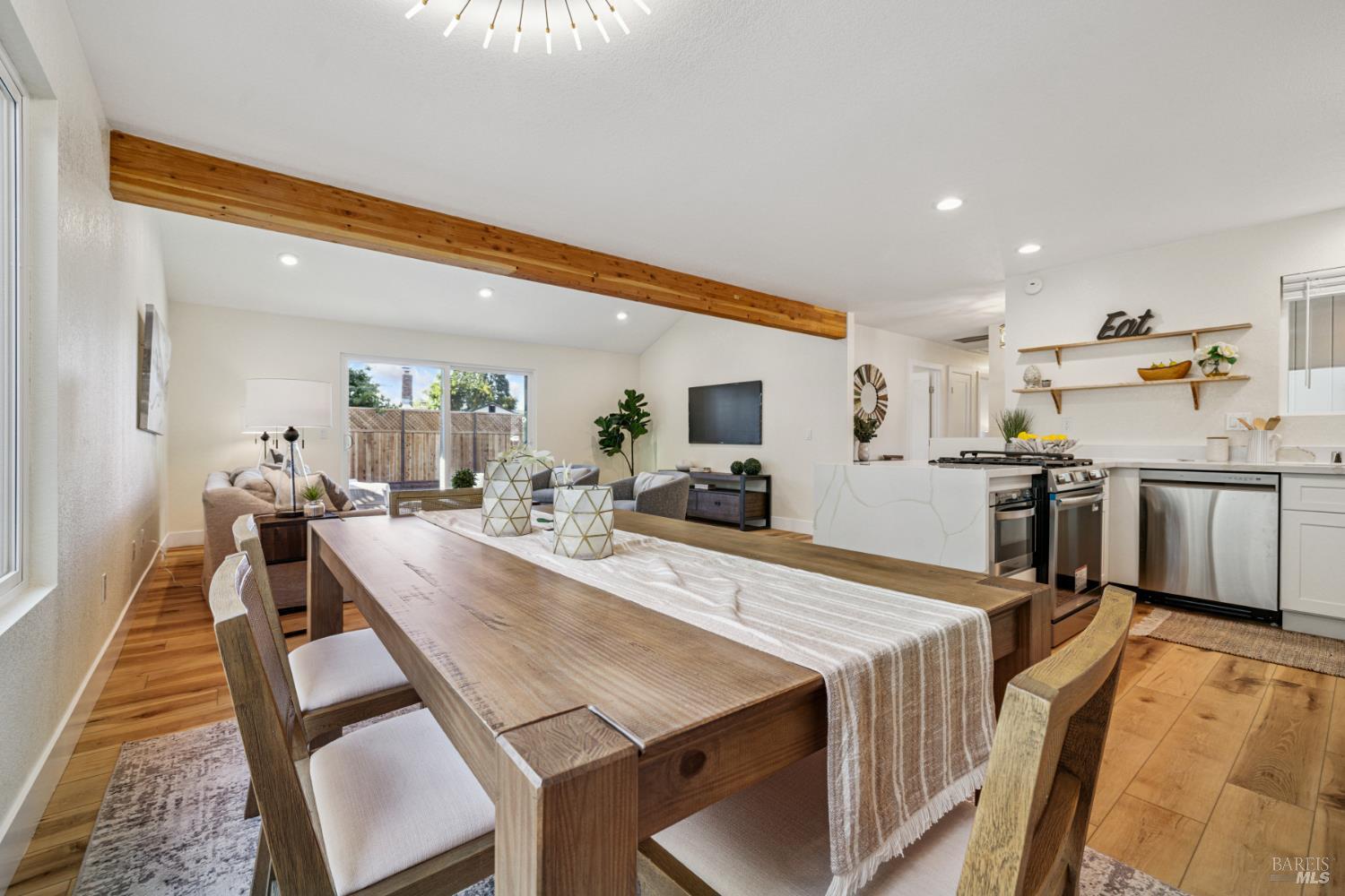 Detail Gallery Image 23 of 60 For 8023 Washington Ave, Sebastopol,  CA 95472 - 4 Beds | 2 Baths