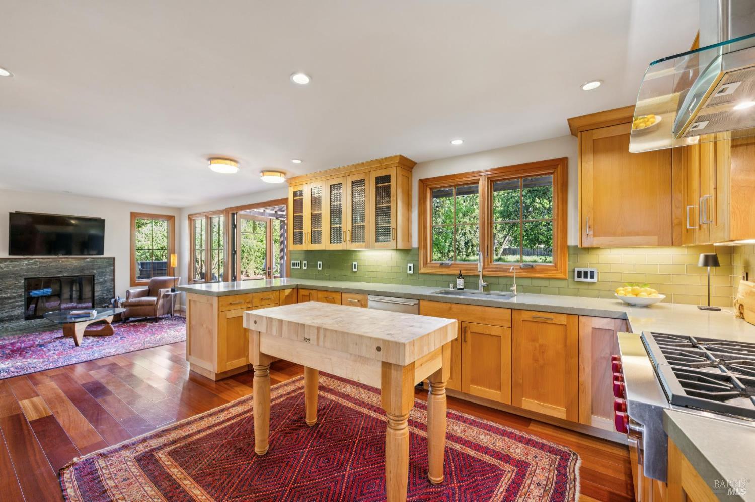 Detail Gallery Image 21 of 45 For 1830 E Napa St, Sonoma,  CA 95476 - 4 Beds | 3/1 Baths