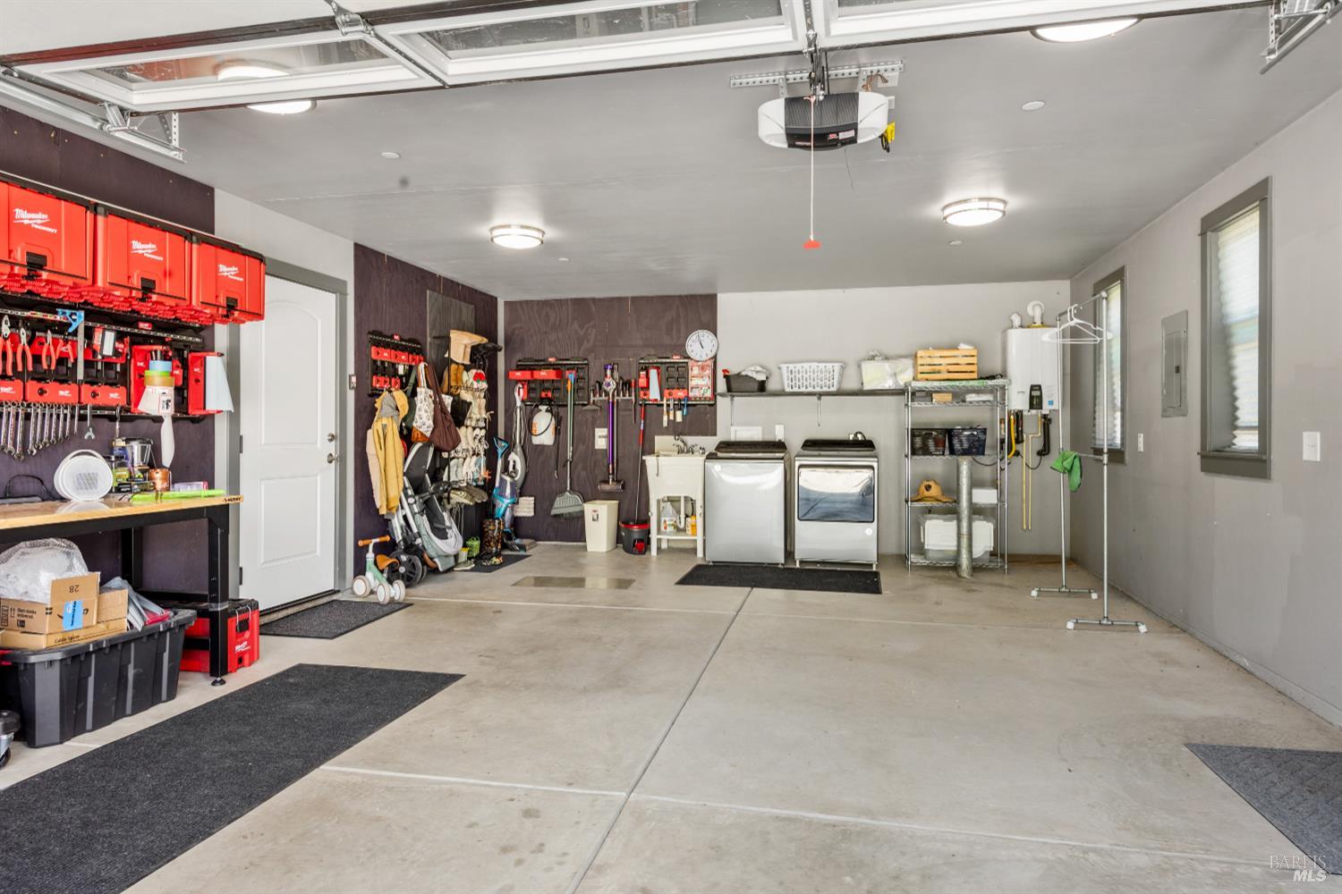 Detail Gallery Image 28 of 36 For 12127 Mead Rd, Middletown,  CA 95461 - 3 Beds | 2 Baths